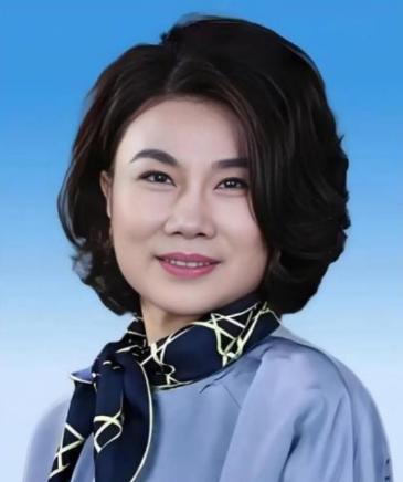 一次，俞敏洪问董明珠：“为什么你丈夫去世将近30年你都没有再婚？”董明珠也不藏着