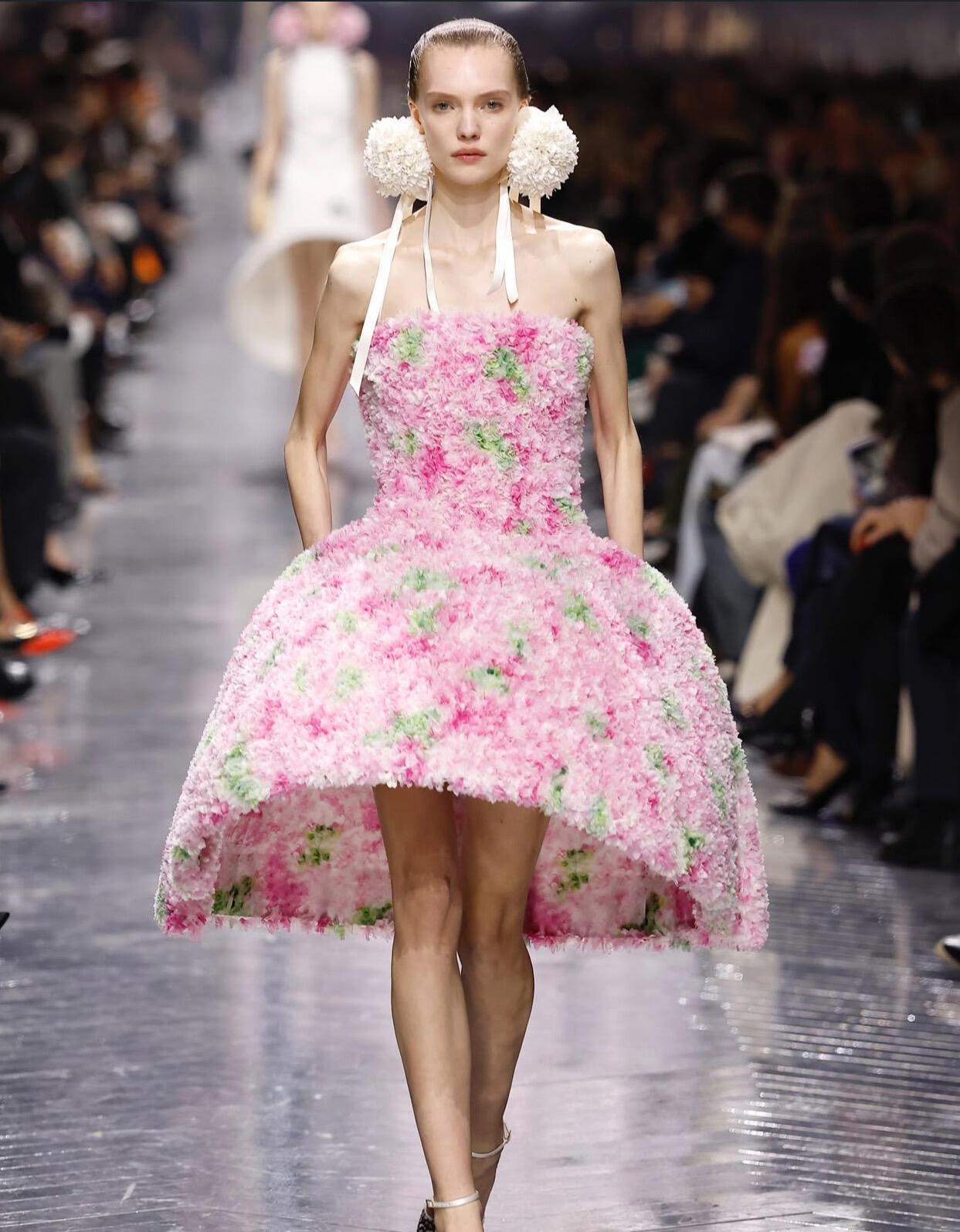 Dior2026春夏高定系列，由JonathanAnderson执掌创意发布