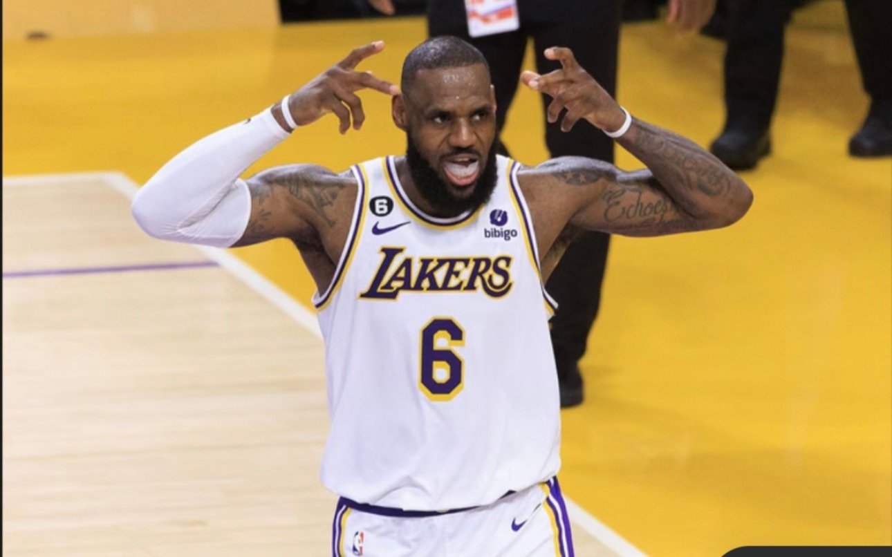 NBA球星历史总薪资排行TOP5，詹姆斯只排第31、库里，6.52亿。勇士4冠的核心，一人一城代表，