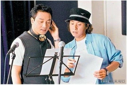 有网友疑问，是不是因为谭咏麟退出了乐坛的颁奖张国荣才迫于无奈也选择退出？这是