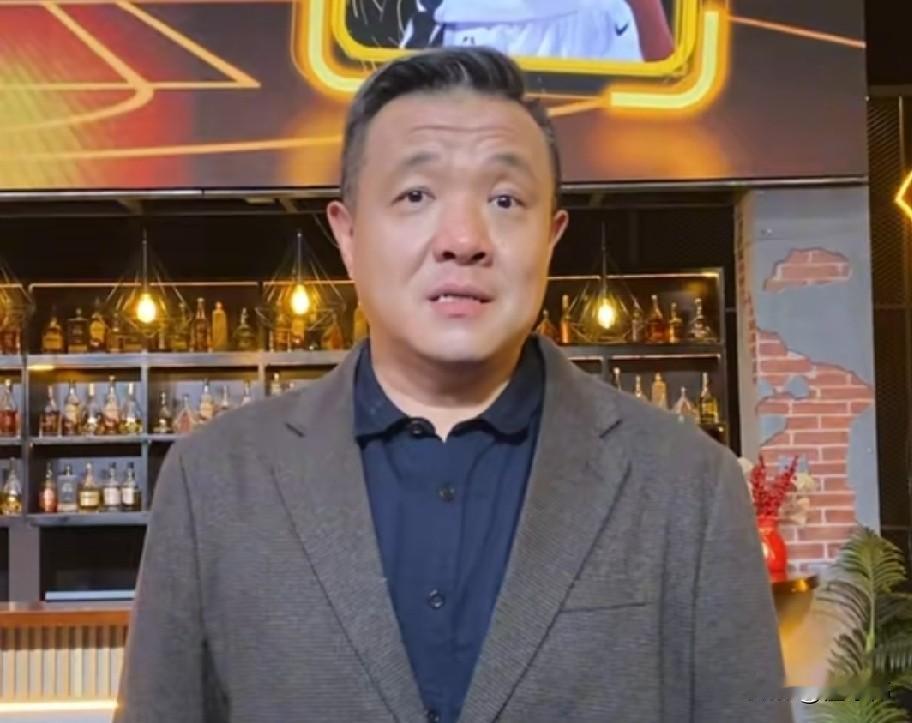 大概率抢七了！杨健谈马刺胜雷霆：“这轮系列赛确实有意思。”“第一场比赛双