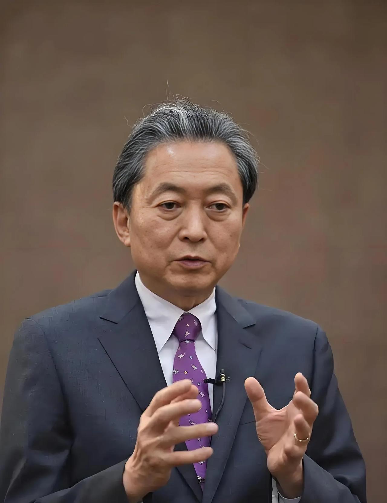中国和美国单打独斗太吃亏，应该马上联合两个国家共同应对美国！这是日本前首相鸠山