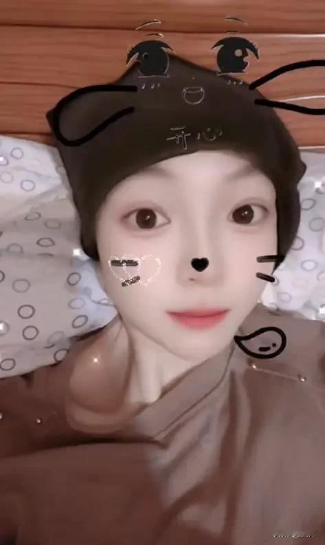 36岁抗癌女孩“香香”去世掏空家产续命5年病情一度好转，去世原因是卵巢癌复