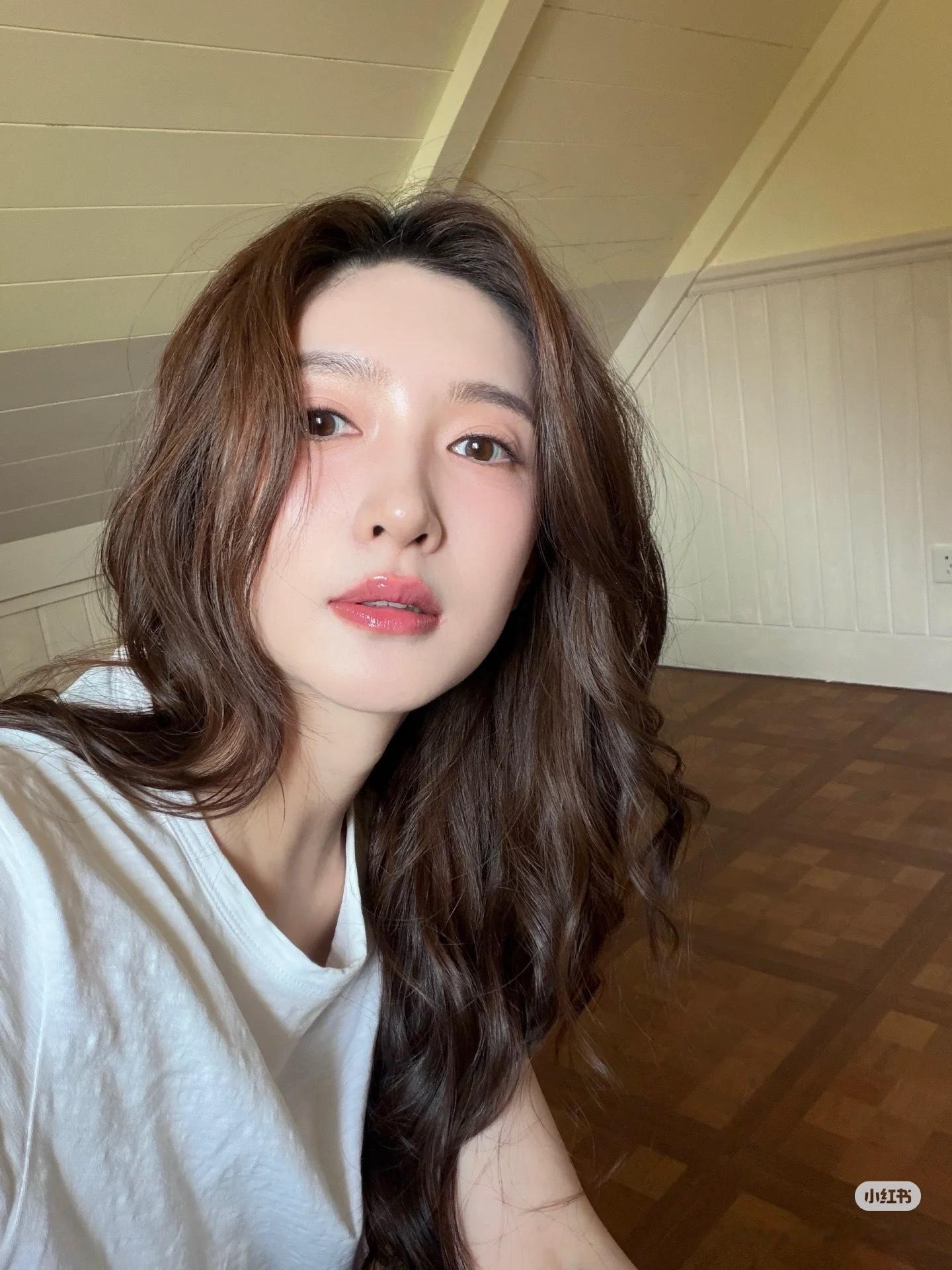 江疏影小妈自拍照直接喷出来