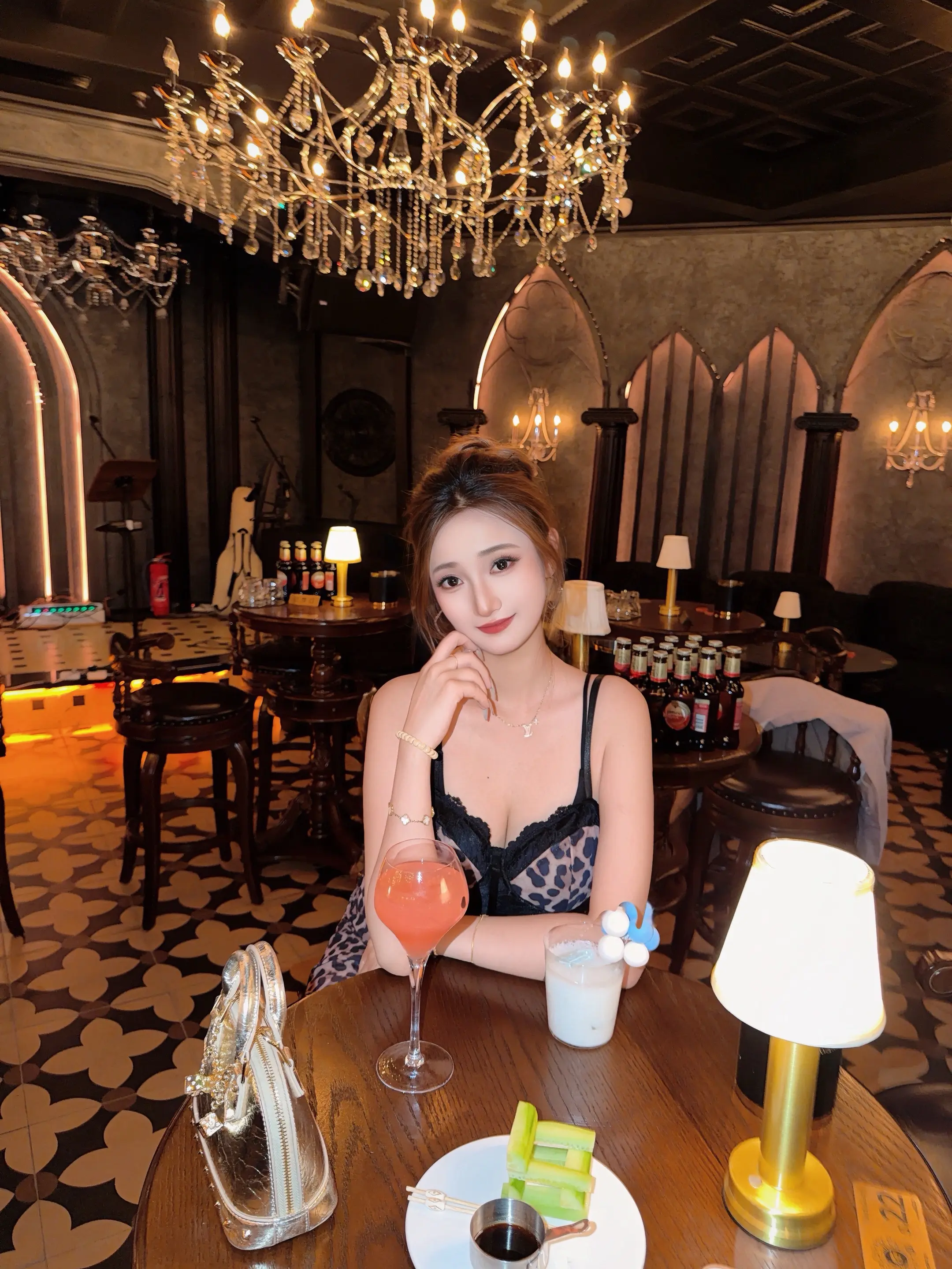 御姐ootd穿搭 御姐氛围感 暗黑法式