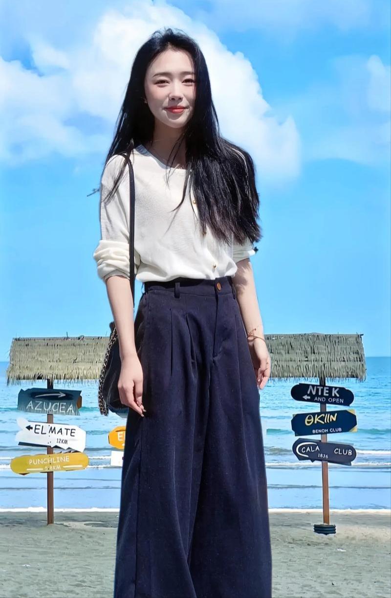 我认识一位朋友，年轻漂亮，可婚恋观却与众不同。她并不觉得自己是什么高尚的人