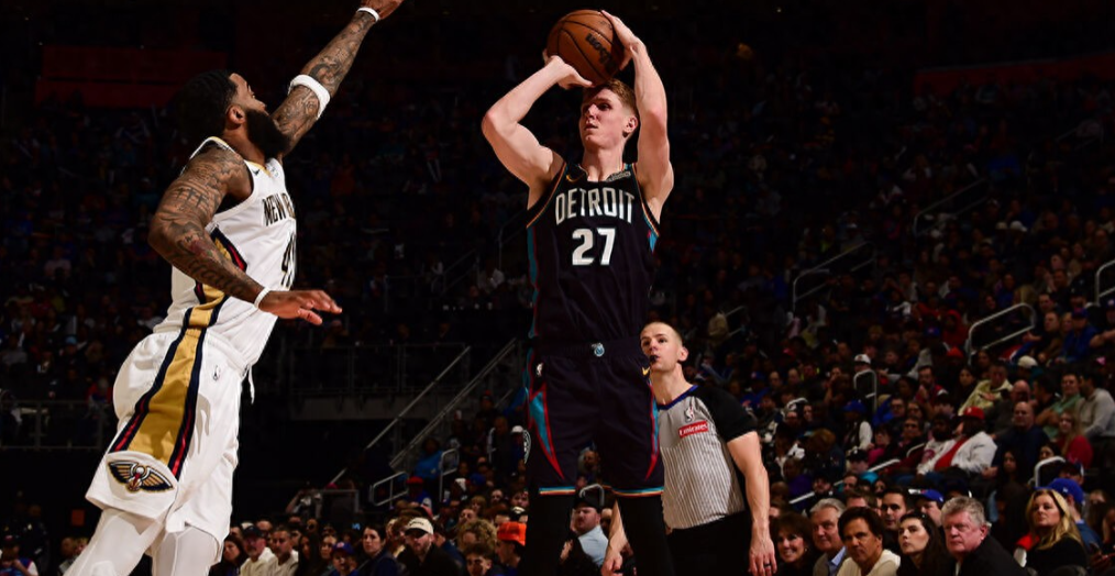 3月27日，底特律活塞在主场以129-108大胜新奥尔良鹈鹕。凯文-许尔特此役