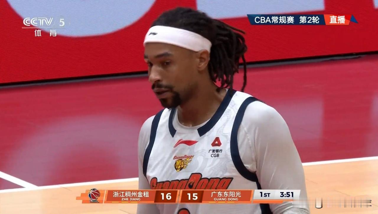 广东东阳光大外援萨林杰真是太好用了！在今天广东东阳光客场以101：98险胜浙江稠