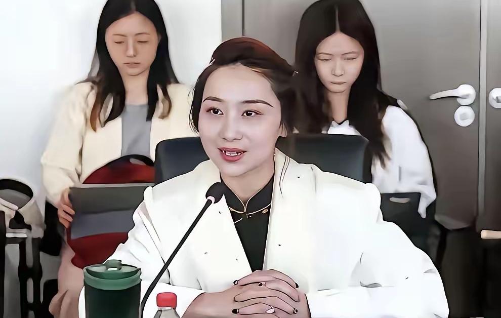 裴轶被解聘了才发现，网友争论的焦点，根本不是她的言论！本来以为，裴轶被北理工