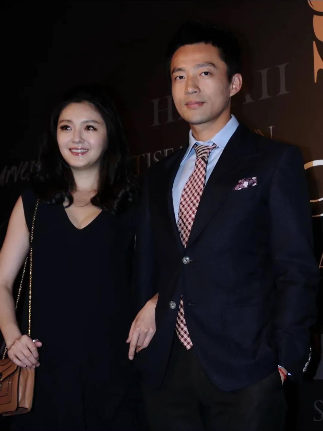 就其实我不太理解骂她的，她在婚姻里够可以了，帮汪家的生意做宣传，刚流产就带汪上节