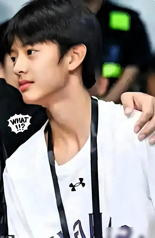 别再羡慕邓超孙俪了，等等这条路，真不是普通孩子能走的。14岁身高直逼1米8