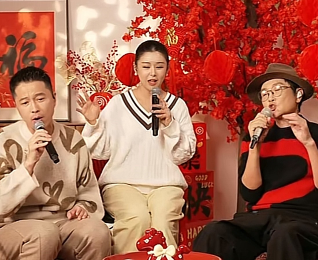 原来孙楠和王雷都是大连人孙楠和王雷一起唱歌，孙楠说：西北锤王出道了！孙楠说：有