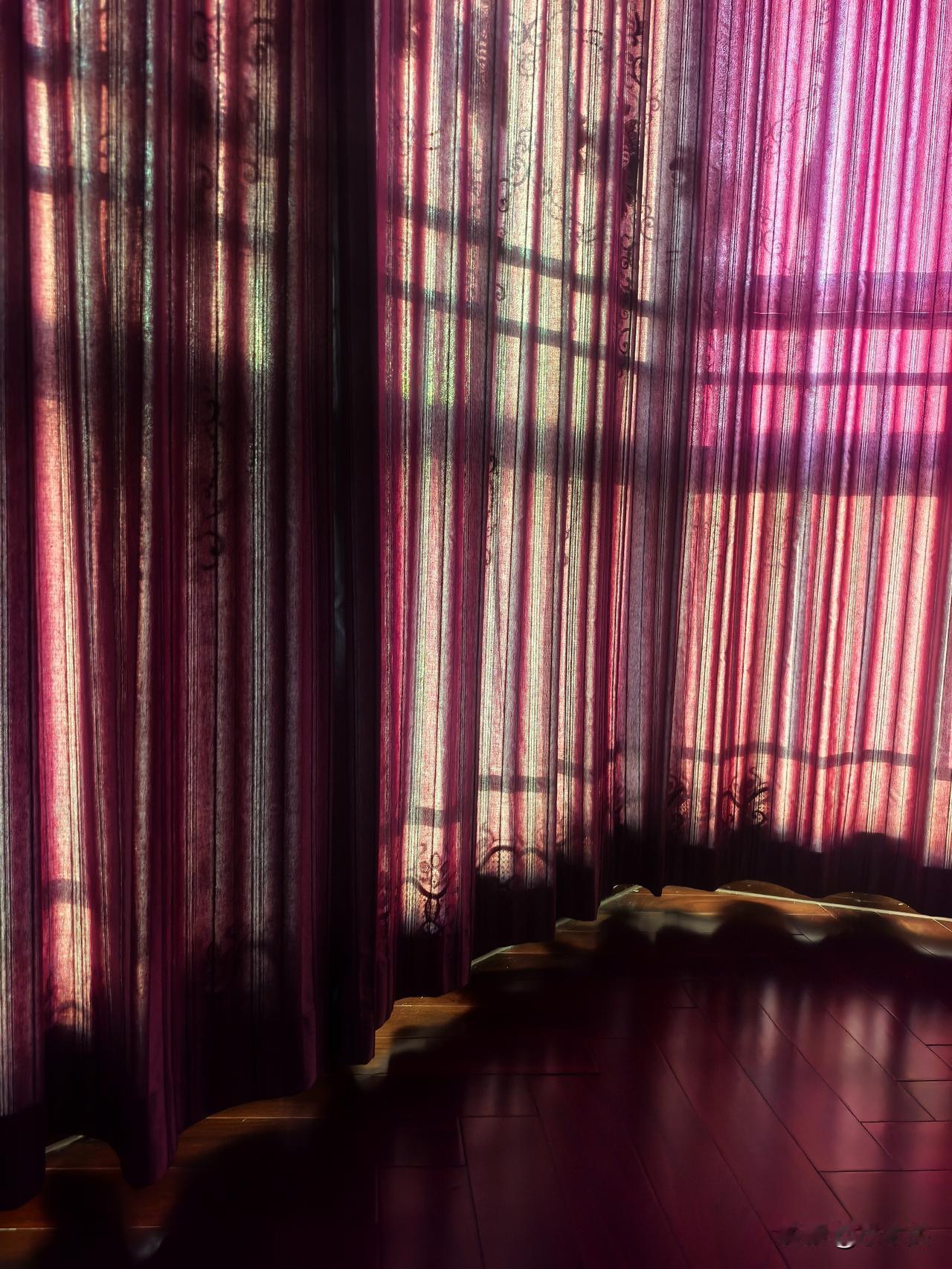 差一点做了冤大头没搬家之前，每天睡到8:30左右才起床。搬家后，生物钟“