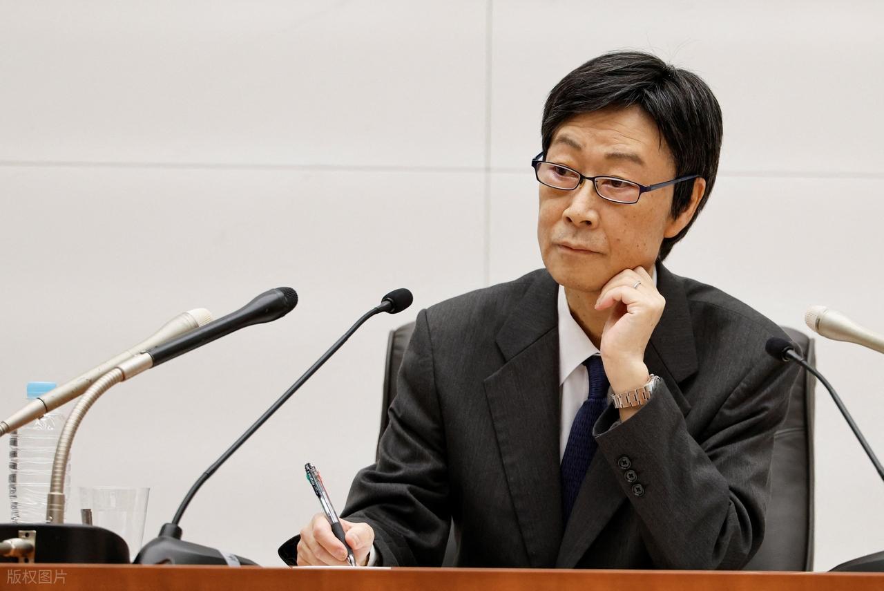 三十一年。足够让一代人从咿呀学语到结婚生子，然后压力山大。1995年，日