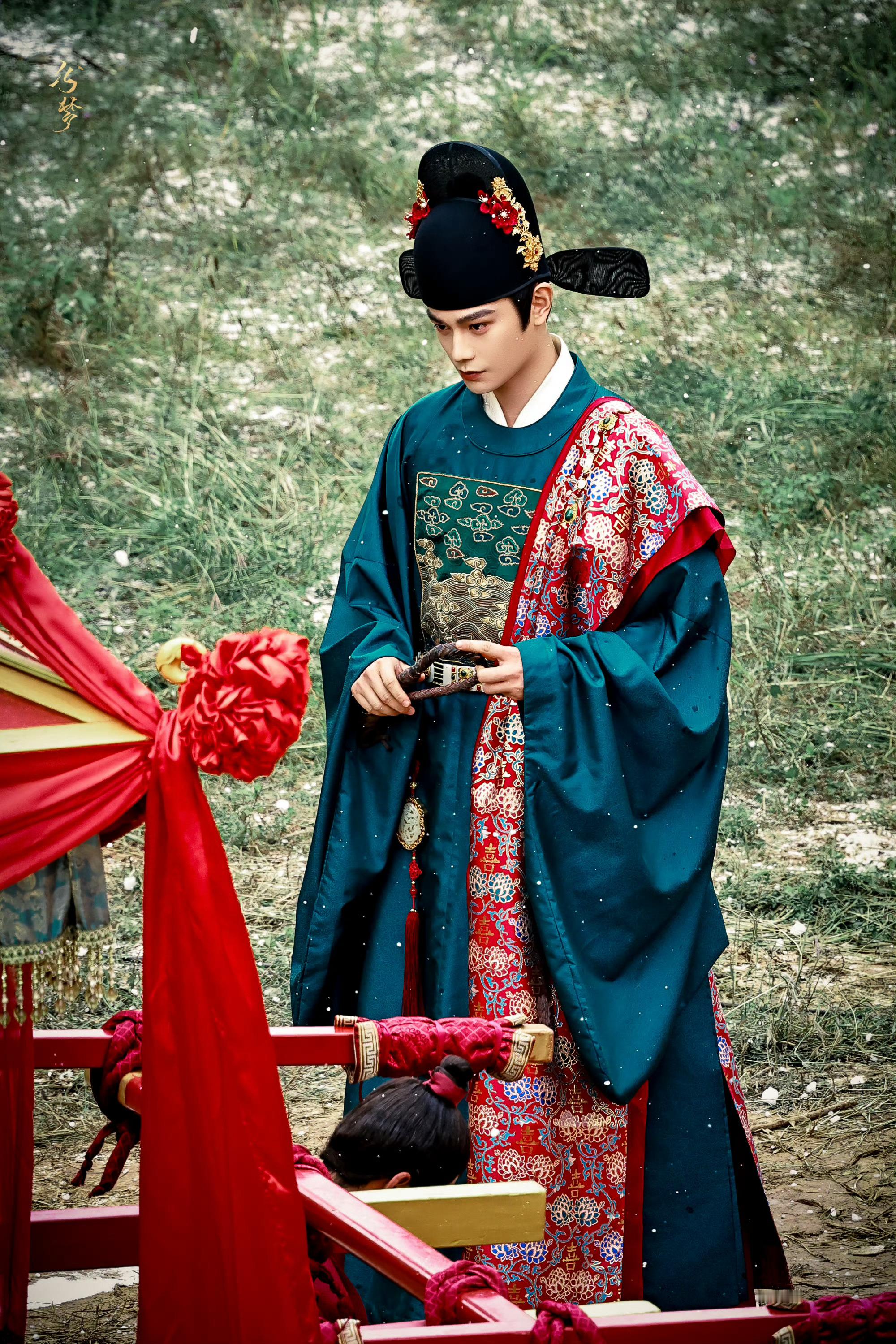 💚丁禹兮赵凌💚丁禹兮花开锦绣💚丁禹兮他的角色，因他的演绎而生动他本人，则因