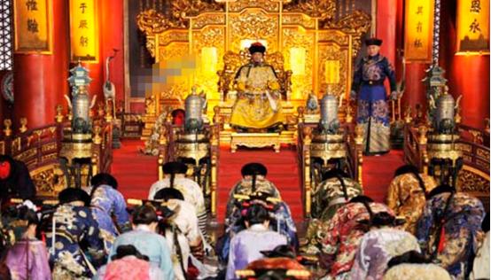 对于旗人来说，大学士、军机大臣不算稀罕，唯礼部尚书可遇不可求 清代自入关后出