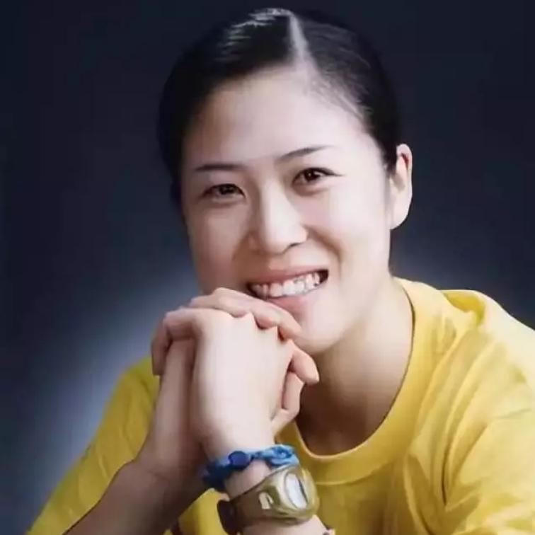 奥运冠军高崚活成顶配人生：巅峰退场，岁月从不败美人真正优秀的人，从来都不止