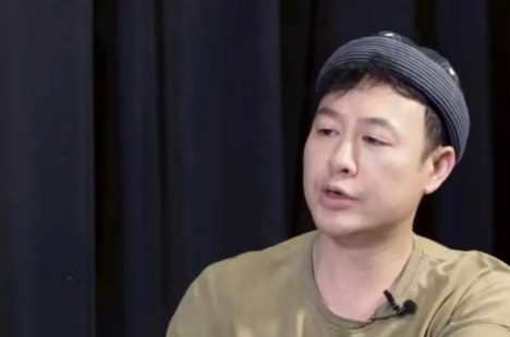 演员张颂文说：“有一次在剧组，有个对手戏演员向我请教演技，让我教他如何演戏，我拒