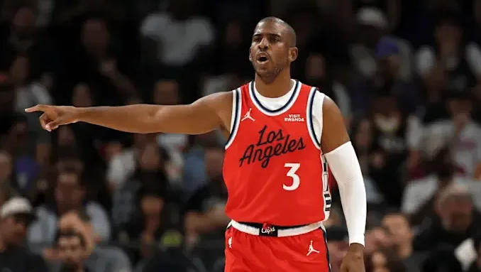 NBA常规赛，快船131-116战胜黄蜂。全场比赛，保罗出战23分钟，5中1，三