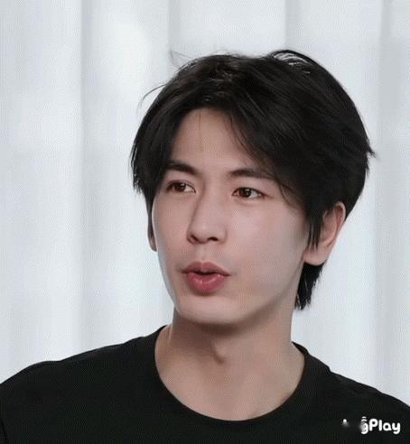 原来🐮的素颜长这样这在内娱也是算数一数二了吧🙉