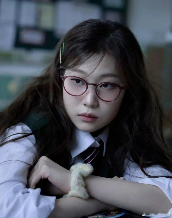 韩娱晒照啦！小沈阳女儿沈佳润最新模样超惊艳，美到认不出，仿若韩剧女主般清新动人，