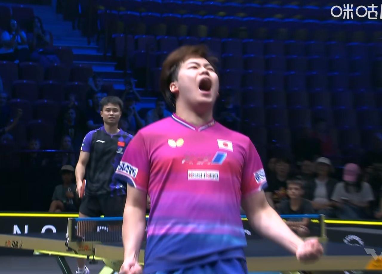松岛辉空3:2拿下周启豪的时候，大家注意他教练森园政崇的表现了吗？这场比赛不