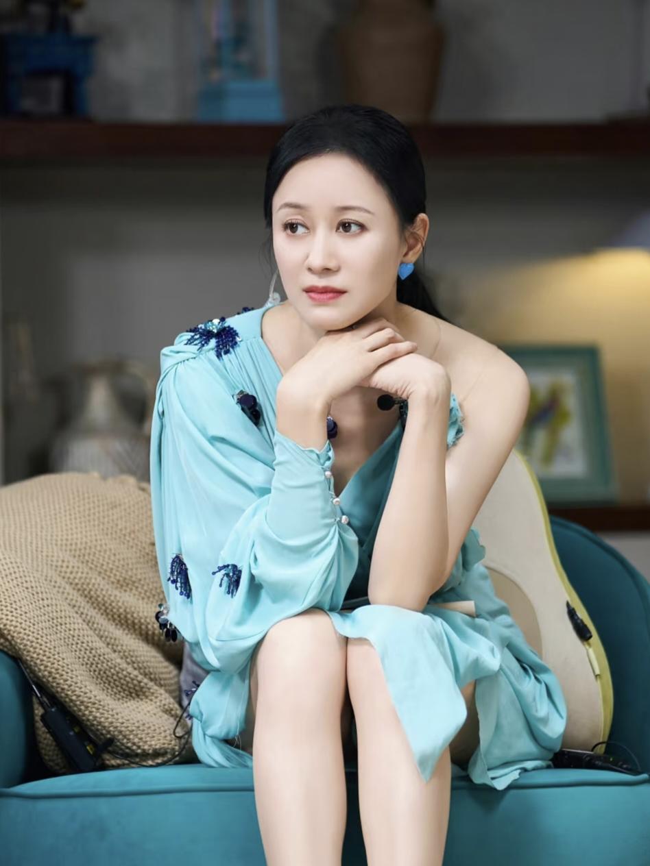 47岁的倪虹洁，给所有女人提了个醒!可以离婚，也可以放弃孩子抚养权，但是千万