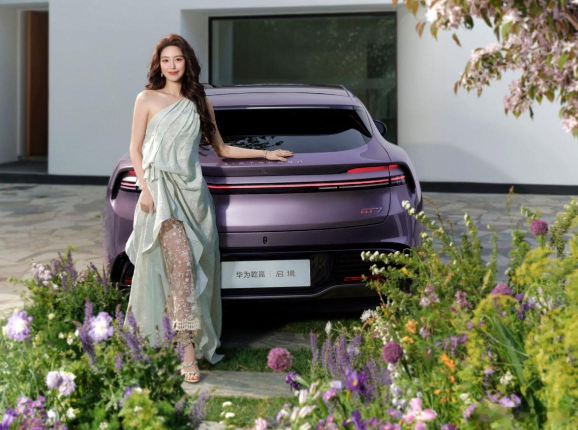 完了！完了！本来看中的是银色！！现在又又又被紫色种草了！！！2026年的本命色是