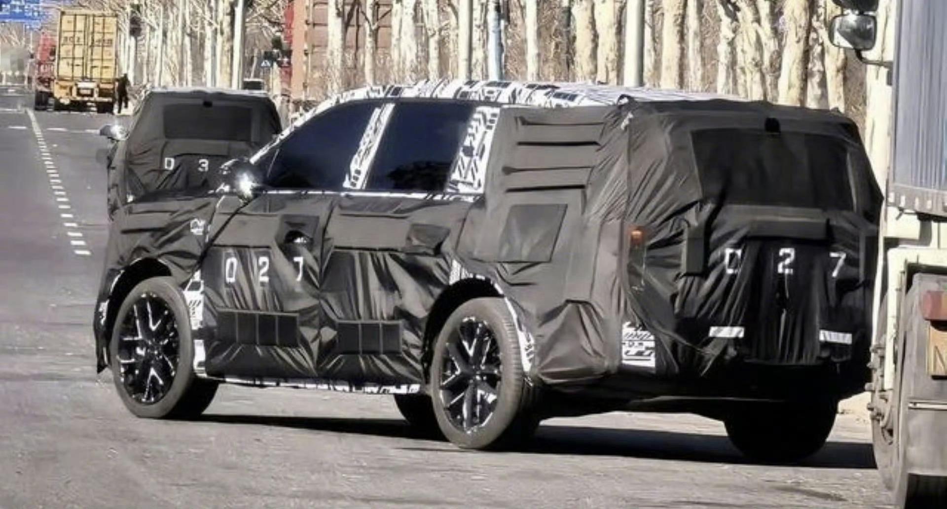 小米三款新车齐曝光YU9、YU7GT、SU7L，追求舒适和追求运动的朋友都