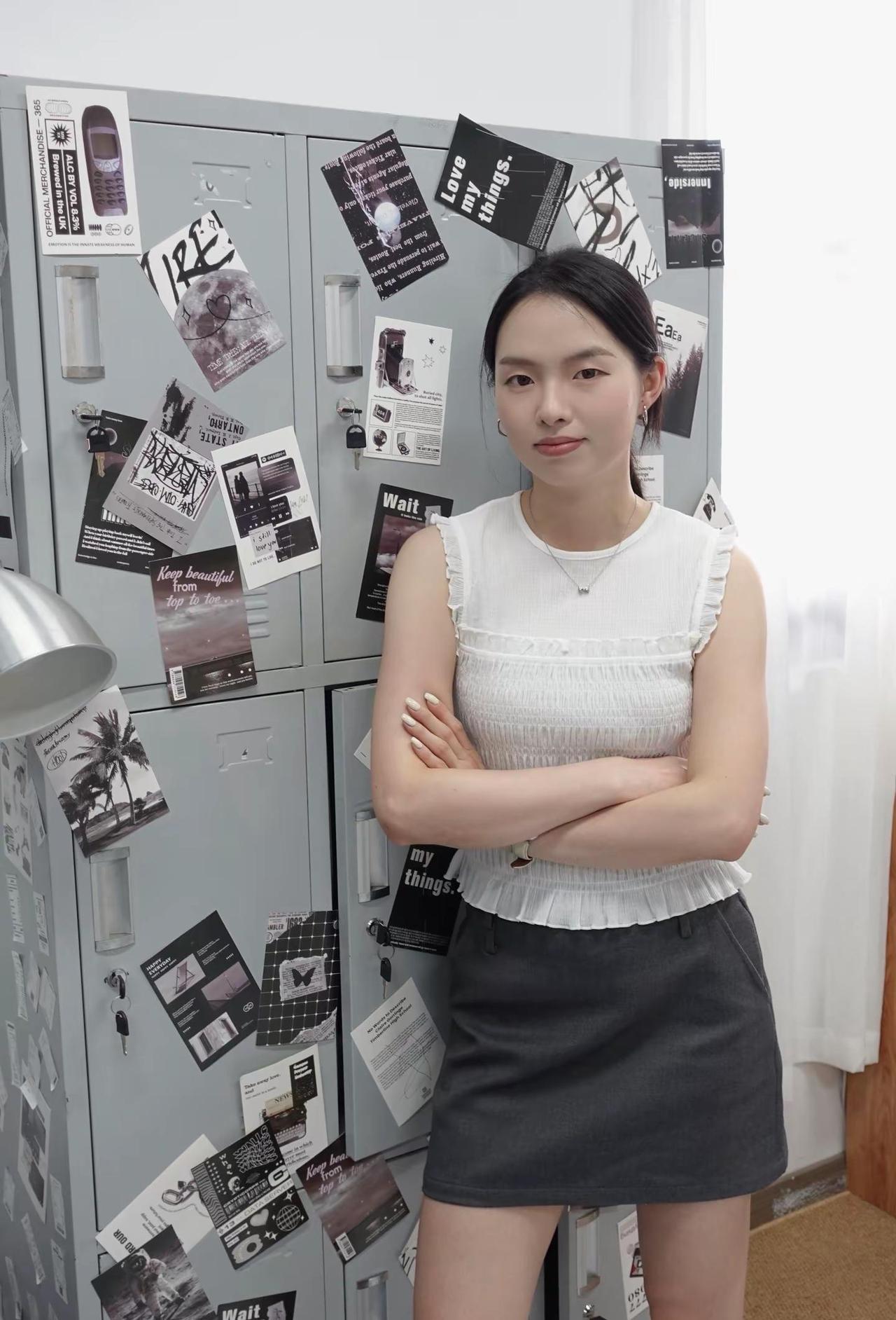 优衣库这件联名抽褶背心好韩呐优衣库海妖风独处是一个人最好的修行记录真实