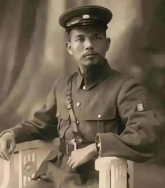 说起黄绍竑这号人物，在新桂系里头那可是响当当的角色。李宗仁、白崇禧、黄绍竑，并称