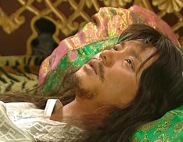 一生悲情的成吉思汗长子术赤。他的一生完美解释了:再怎么努力也抵不过那如山般的隔阂