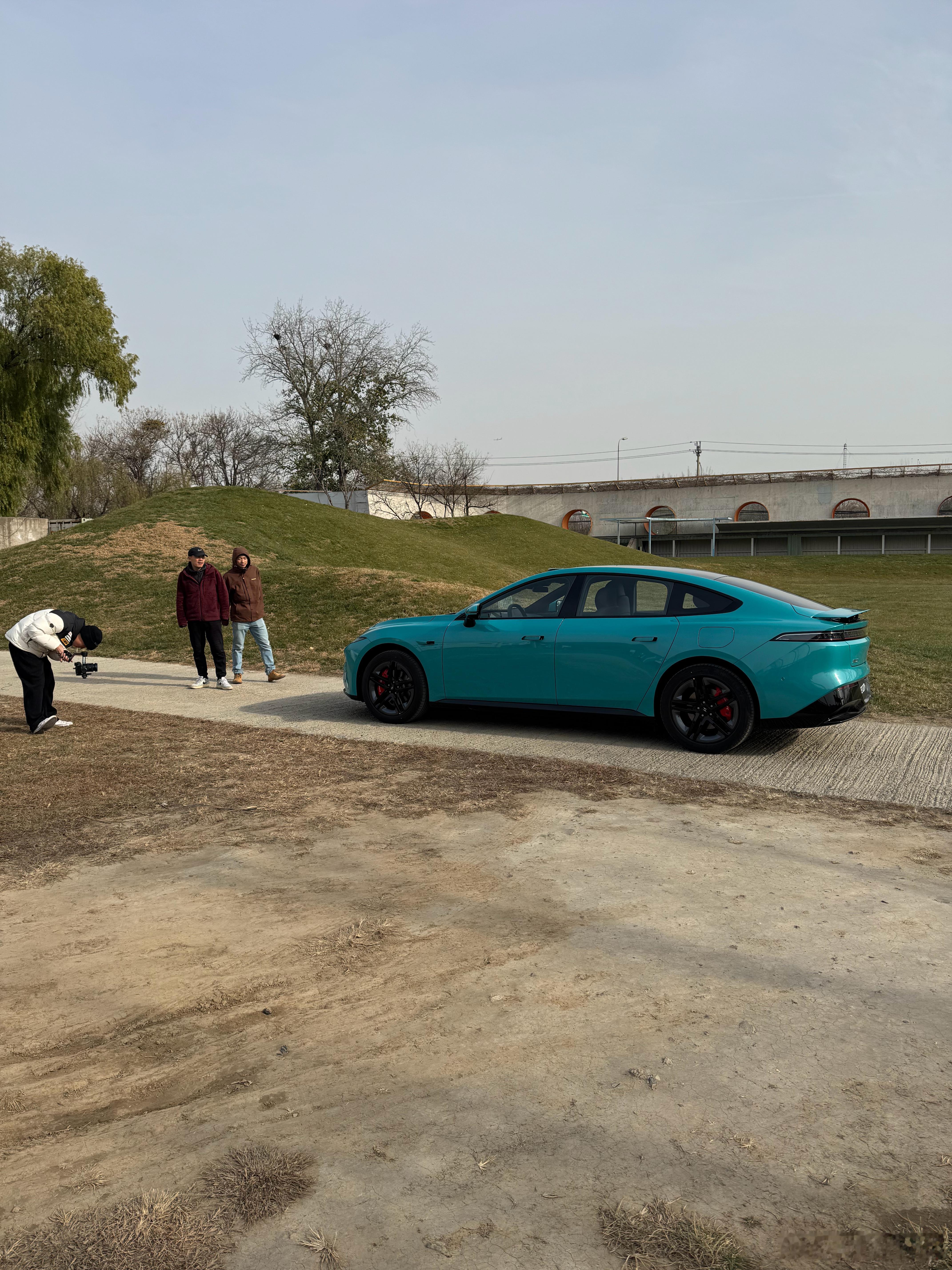 确实没想到，这台长相酷似小米SU7的东风奕派007+，已经有好多人来问是什么车了