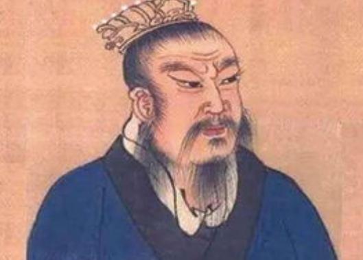 刘邦称帝后，回去看望父亲，一见面刘太公就生气的问刘邦：“儿子啊，你封了那么多人为