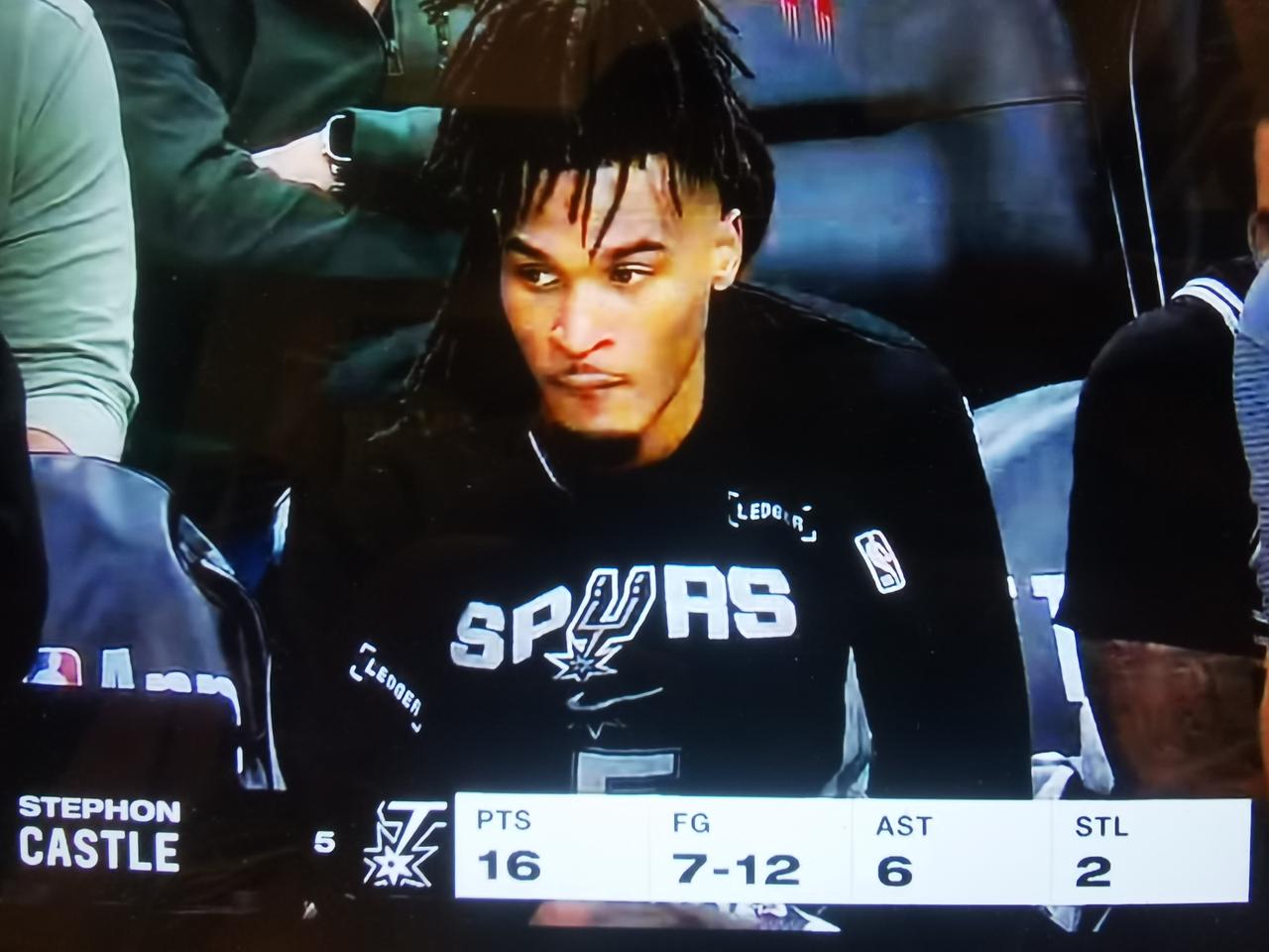 马刺下半场的防守调整太厉害马刺客场111-99，战胜火箭。