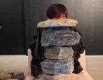 #易烊千玺时隔8年直播一直在垒石头#是突然被迫上线营业吗？上播的很突然，下播的更
