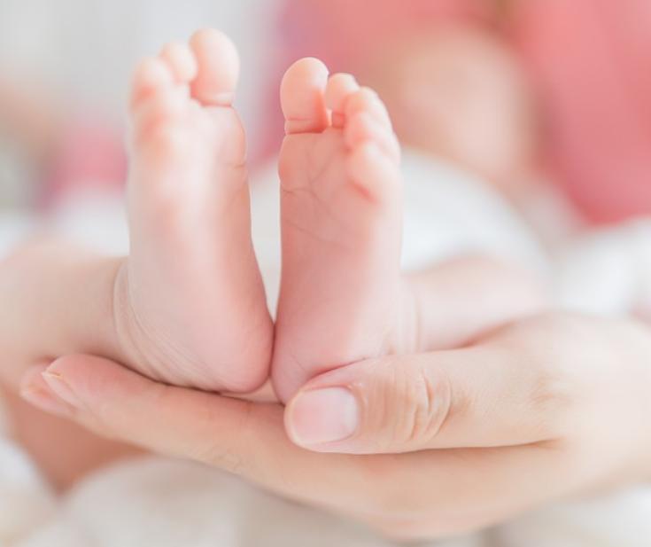 别再说养娃费钱了！现在的娃，一出生就给家里“发工资”！到底是你养孩子，还是孩子