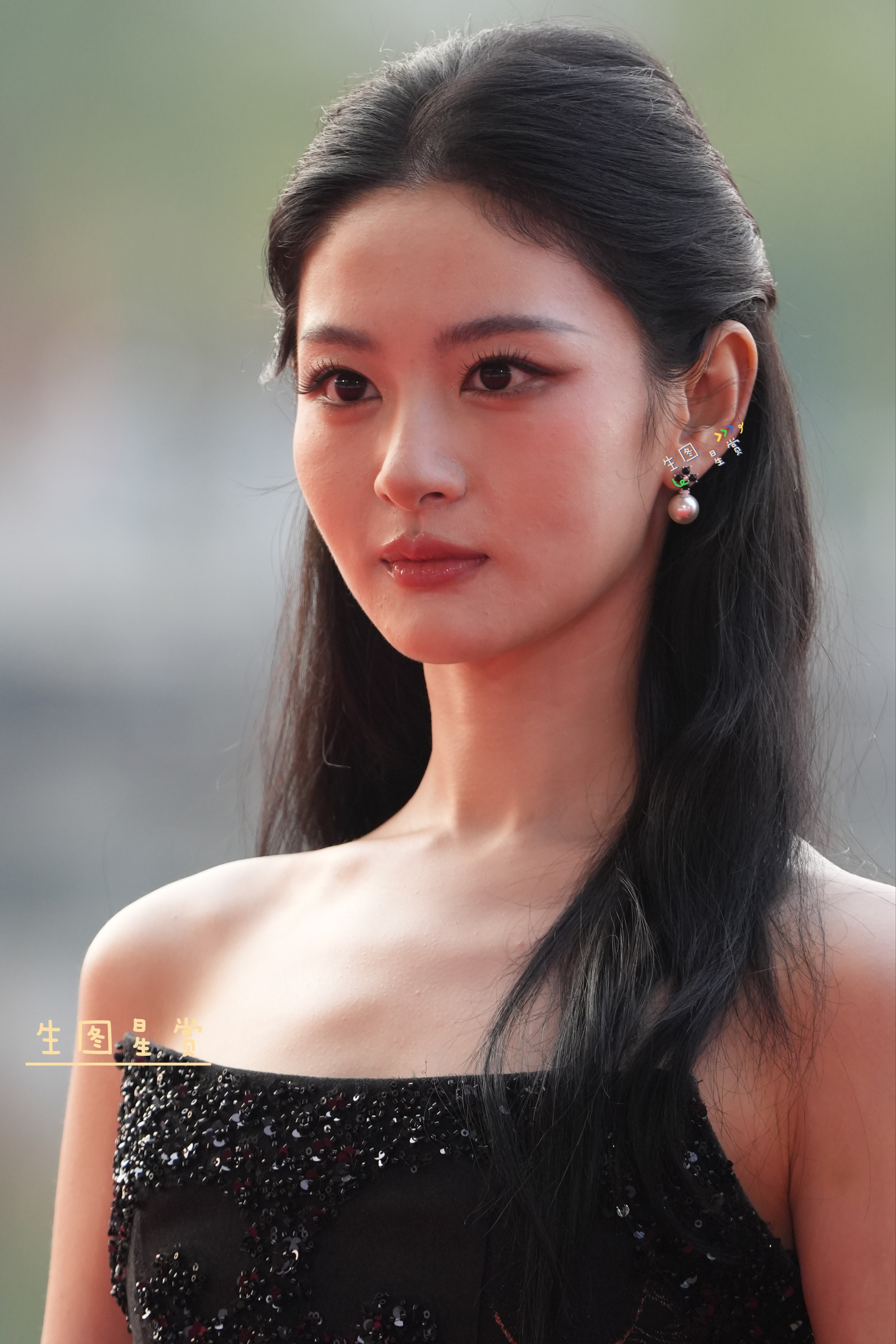 赵晴×横店影视节出出落落的千金大小姐[比心]于正赵晴挽手亮相文荣奖赵晴[超