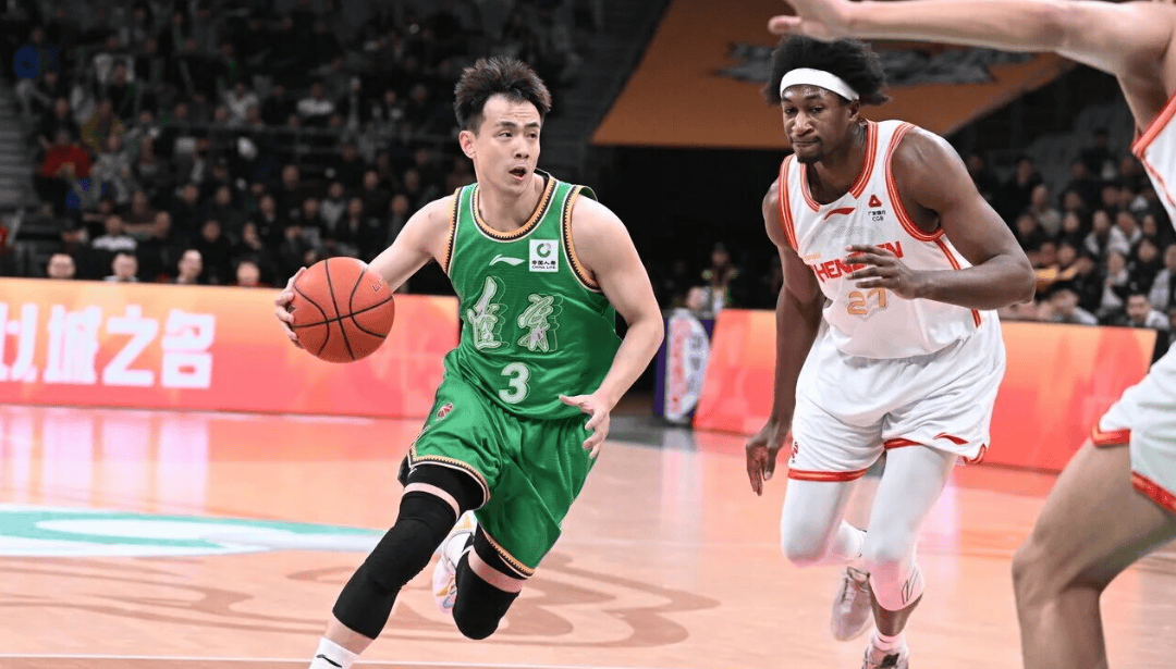 辽宁男篮总结比赛: 球队在关键时刻失误增多, 最终无奈惜败