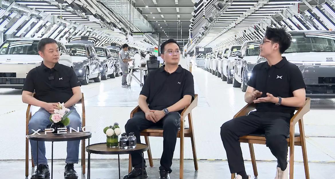 何小鹏直播称正在督促GX供应链提产能6月3日，在小鹏GX智造工厂直播间，小鹏