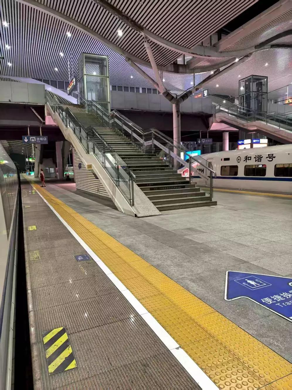 律师起诉徐州东站“便捷换乘”不便捷一案将开庭，当事人：每次折腾一身汗，索赔20元