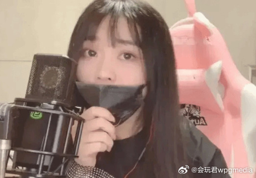 一条小团团回归复播，直播间贵宾爆满、礼物不断时隔一年多，知名网络女主播