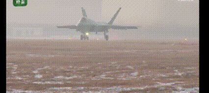 绿皮歼35新年首飞，沈飞主动公开，这也是我们能看的了...要是搁在以往，这种