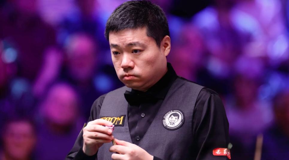 斯诺克英国锦标赛12月5日赛程看点英锦赛今天进行1/4决赛，将决出四强。丁俊