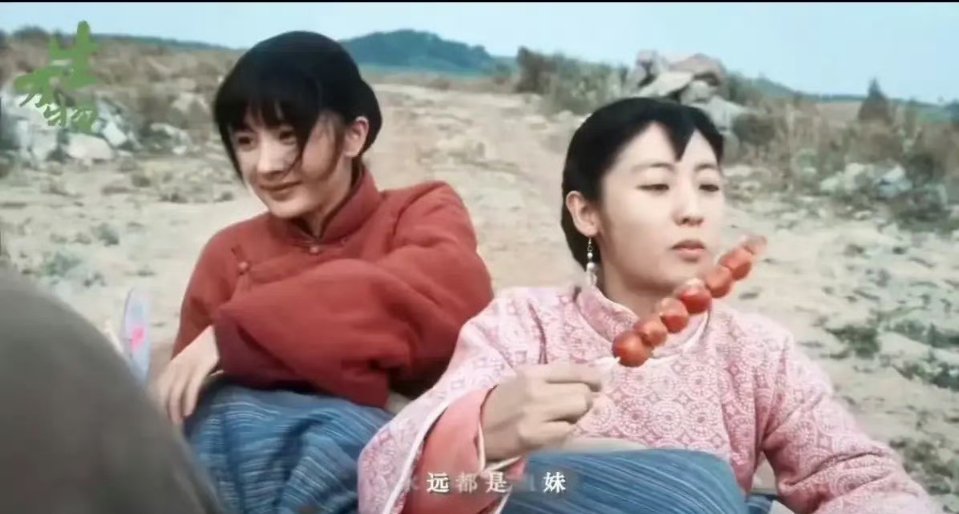 全网都在吐槽杨幂新剧，说她演技差，只会瞪眼，不适合女主，可是我却觉得，她在踏踏实