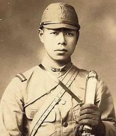 “日本兵都该死！”1937年，一个日本人为救八路军，枪杀20个日本兵后被杀，最后