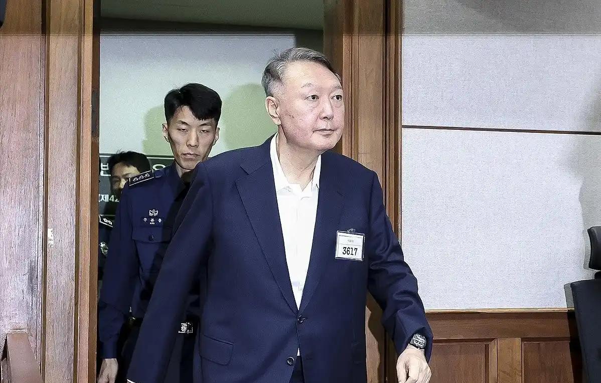 韩国前总统尹锡悦最新近况：身材消瘦，头发花白，全无过去的精神头了！当地时间9月