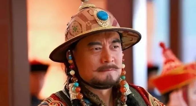 元顺帝关键时刻很果断。徐达大军攻克通州后，京都门户大开，形势危急，元顺帝立刻召集