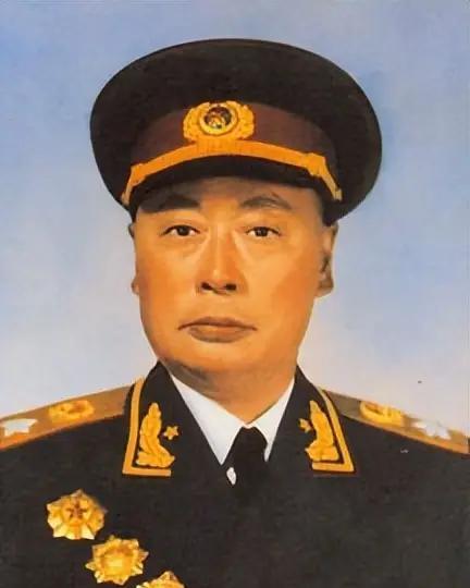 陈毅是新四军的总司令，但1955年评元帅时，整个新四军系统，只有他一人榜上有名。