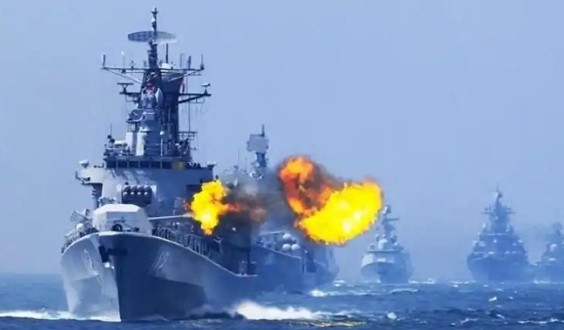 假如台海爆发战争，大陆经济走向如何？一旦台海开打，大陆肯定得优先保军费。武器